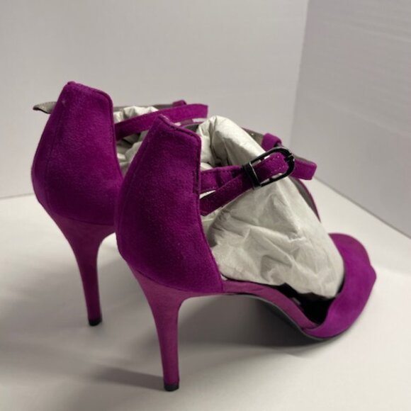 Pretty in Berry High Heels for date night! - Picture 2 of 5